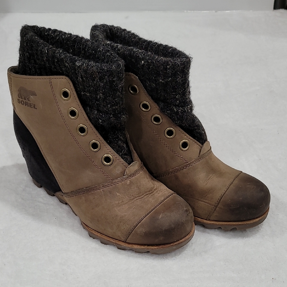 Sorel Joanie Women's Wedge Sweater Boots size 9 1/2